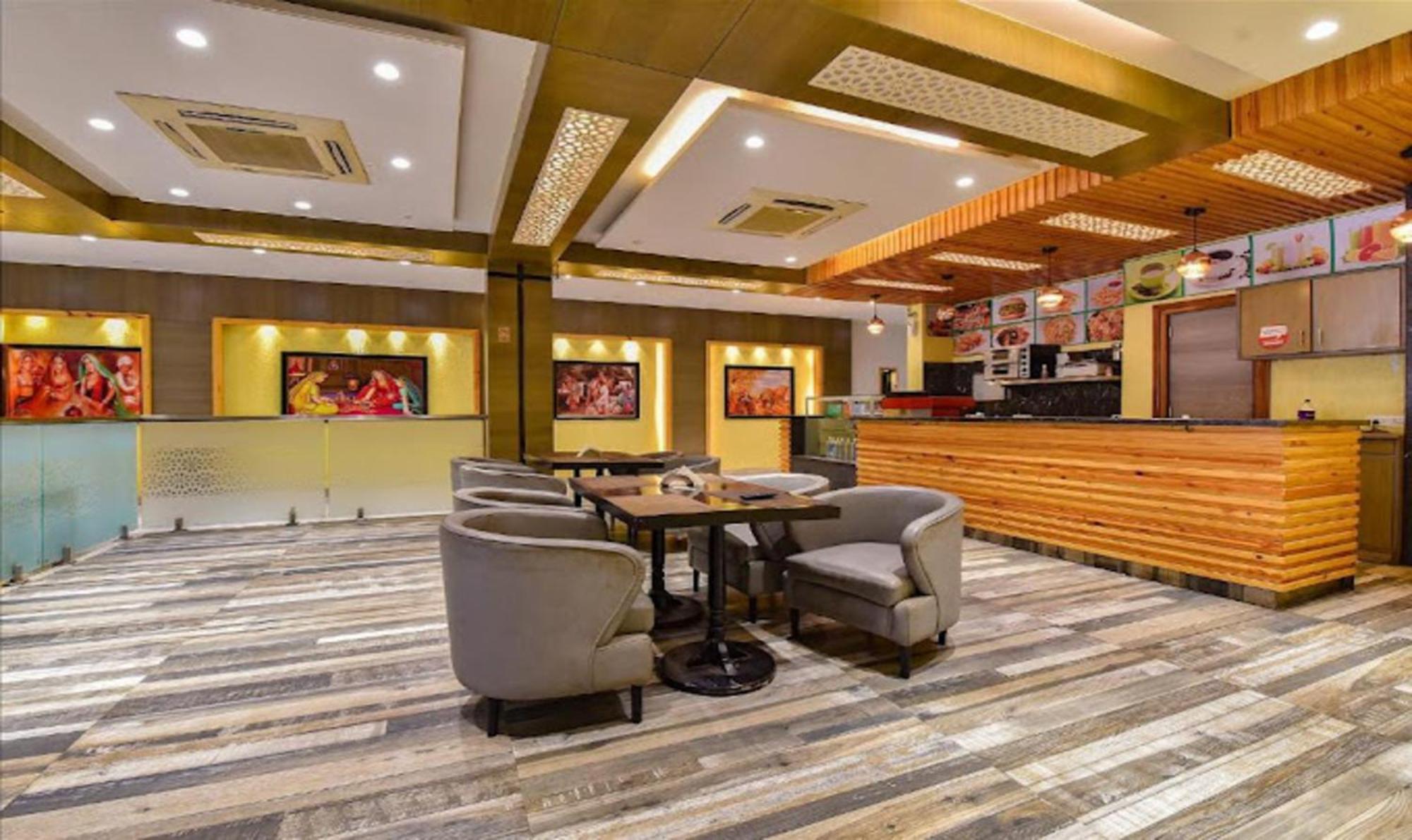 ג'איפור Fabhotel The Wind Palace מראה חיצוני תמונה